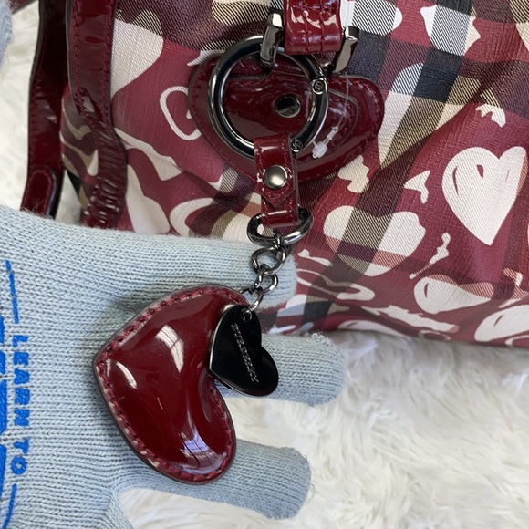 BURBERRY HEART TWO WAY SHOULDER BAG - Picture 9 of 16